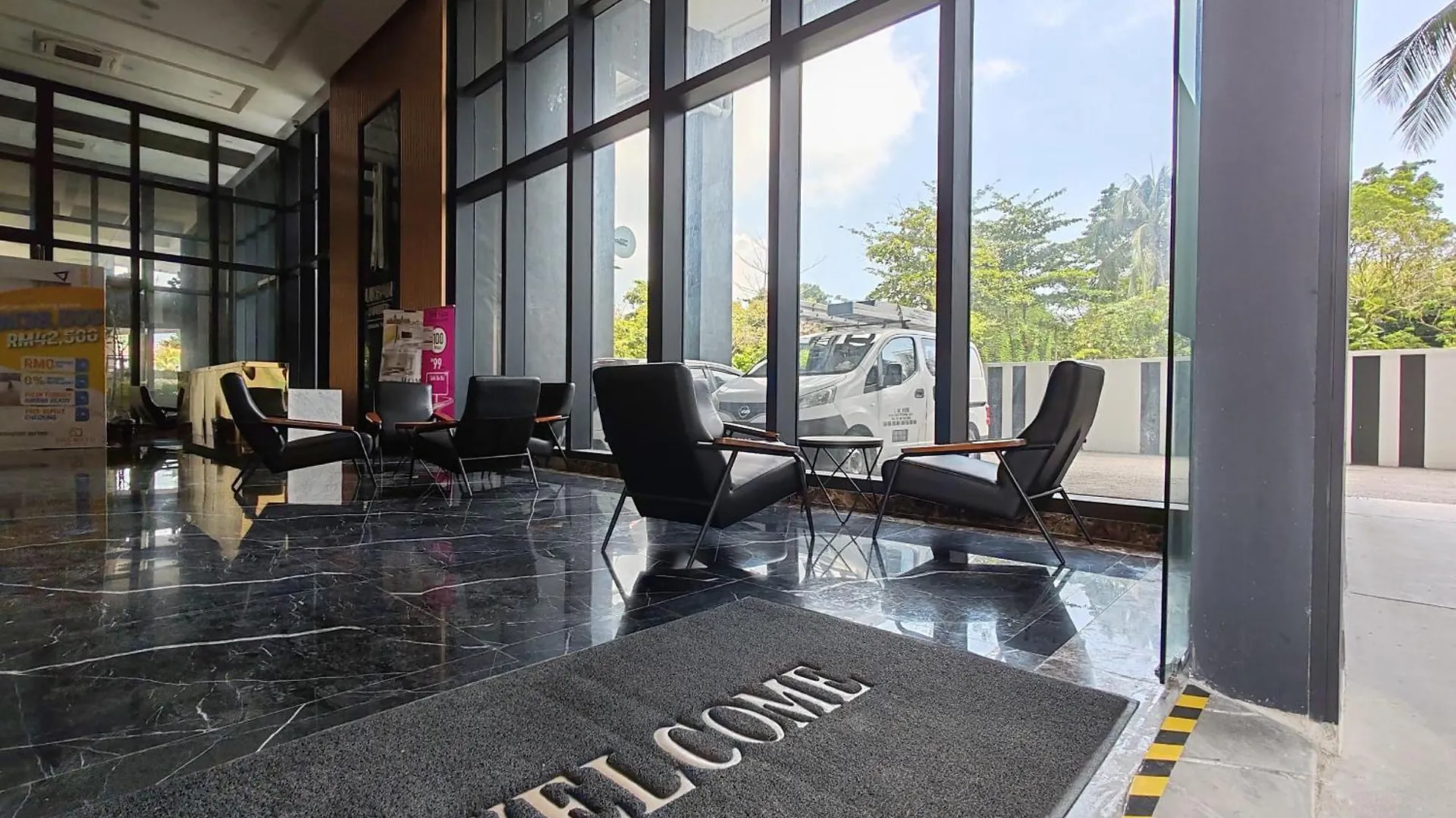 Skyblue 2 Rooms Apartment, 4 Plus 2 Pax At Urban Suites Jelutong 0*,  Ma­lay­sia
